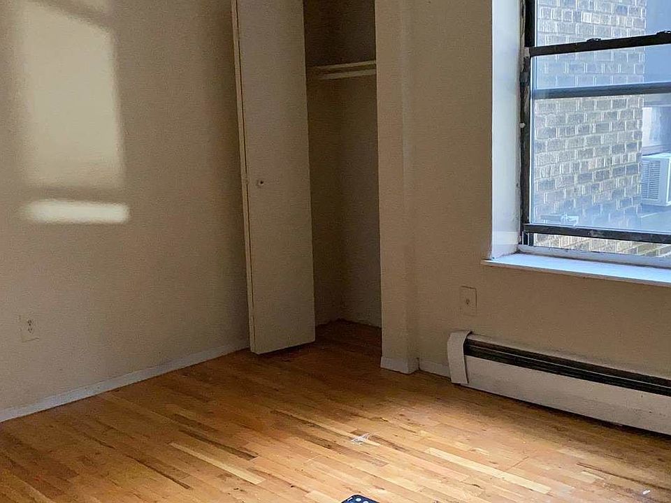 2nd image of 1230 Woodycrest Ave #2E