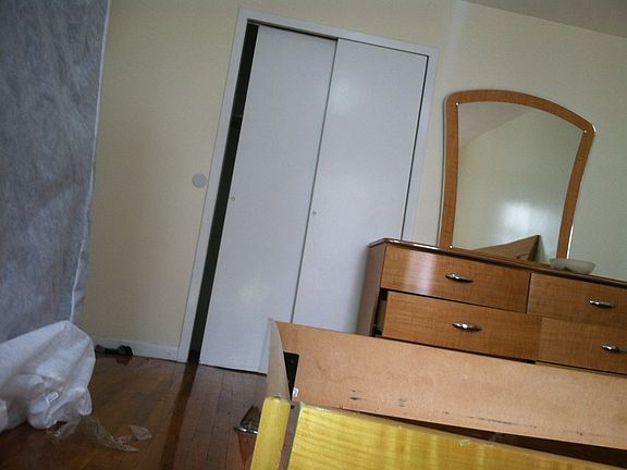 4th image of 2406 Newkirk Ave