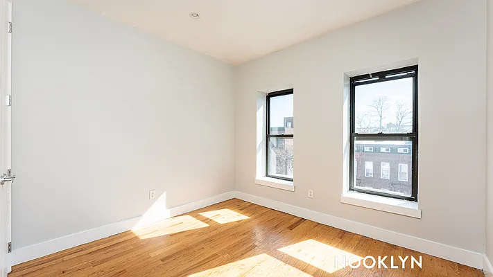 Rented by Nooklyn NYC LLC | media 4