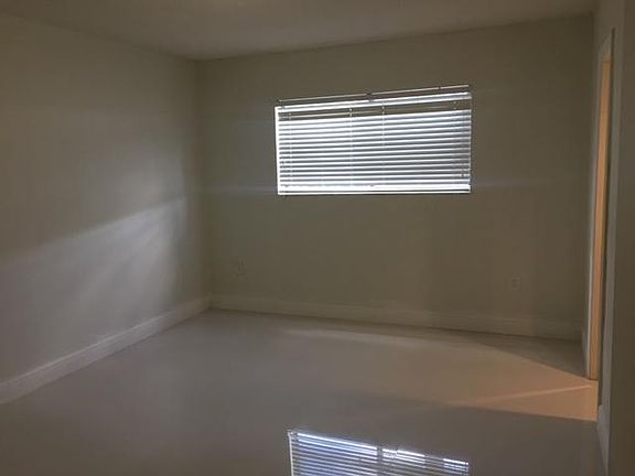 4th image of 5480 W 21st Ct APT 107