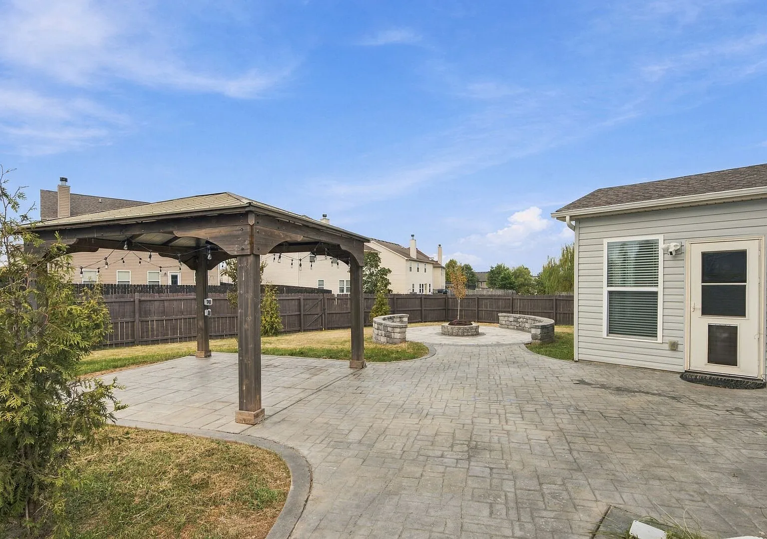 Spacious 5-Bedroom Home with Exceptional Storage, Updated Finishes & Entertaining Space — Photo 4