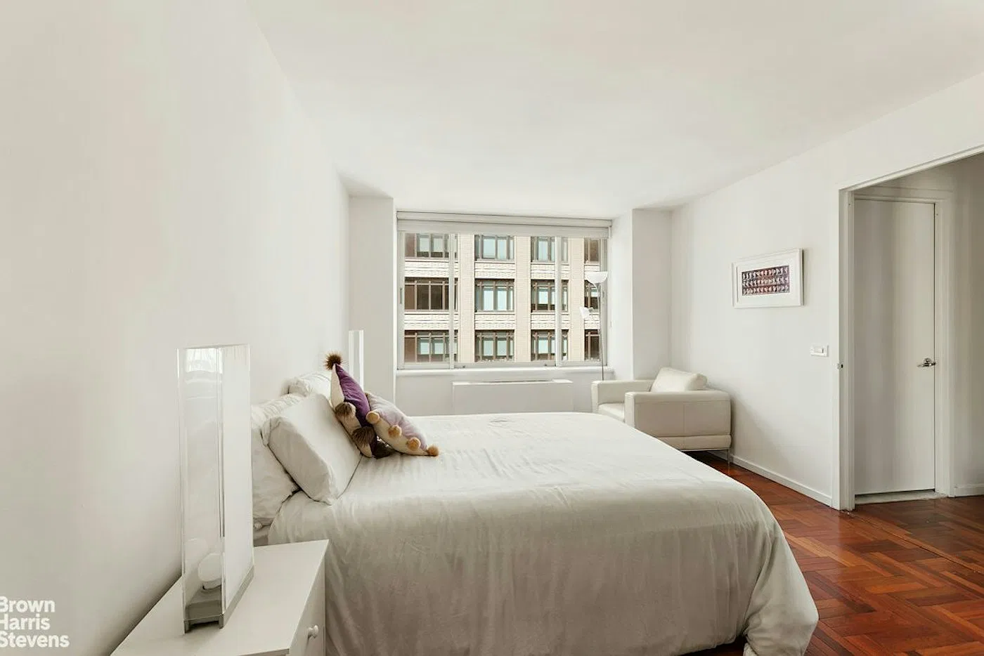 2373 Broadway — Photo 1