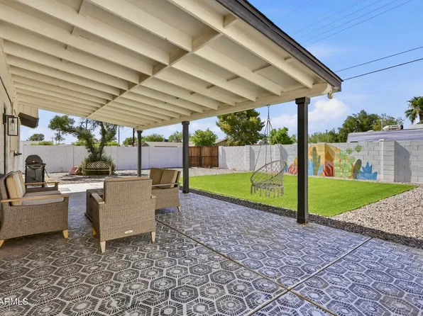 8702 E SHERIDAN Street, Scottsdale, AZ 85257