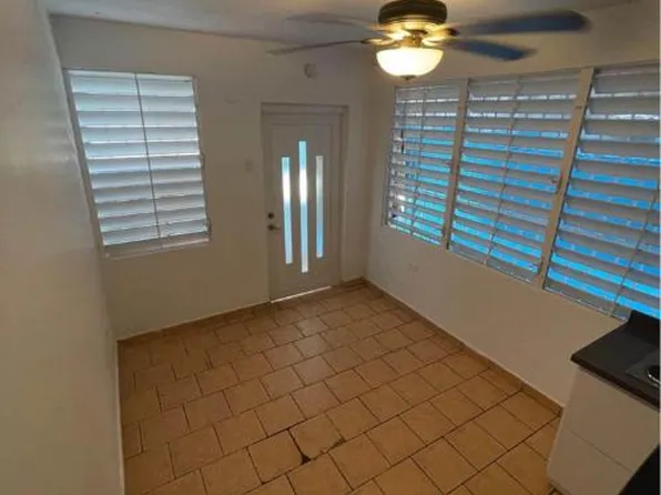 517 Calle Arabia Ln #7, San Juan, PR 00920