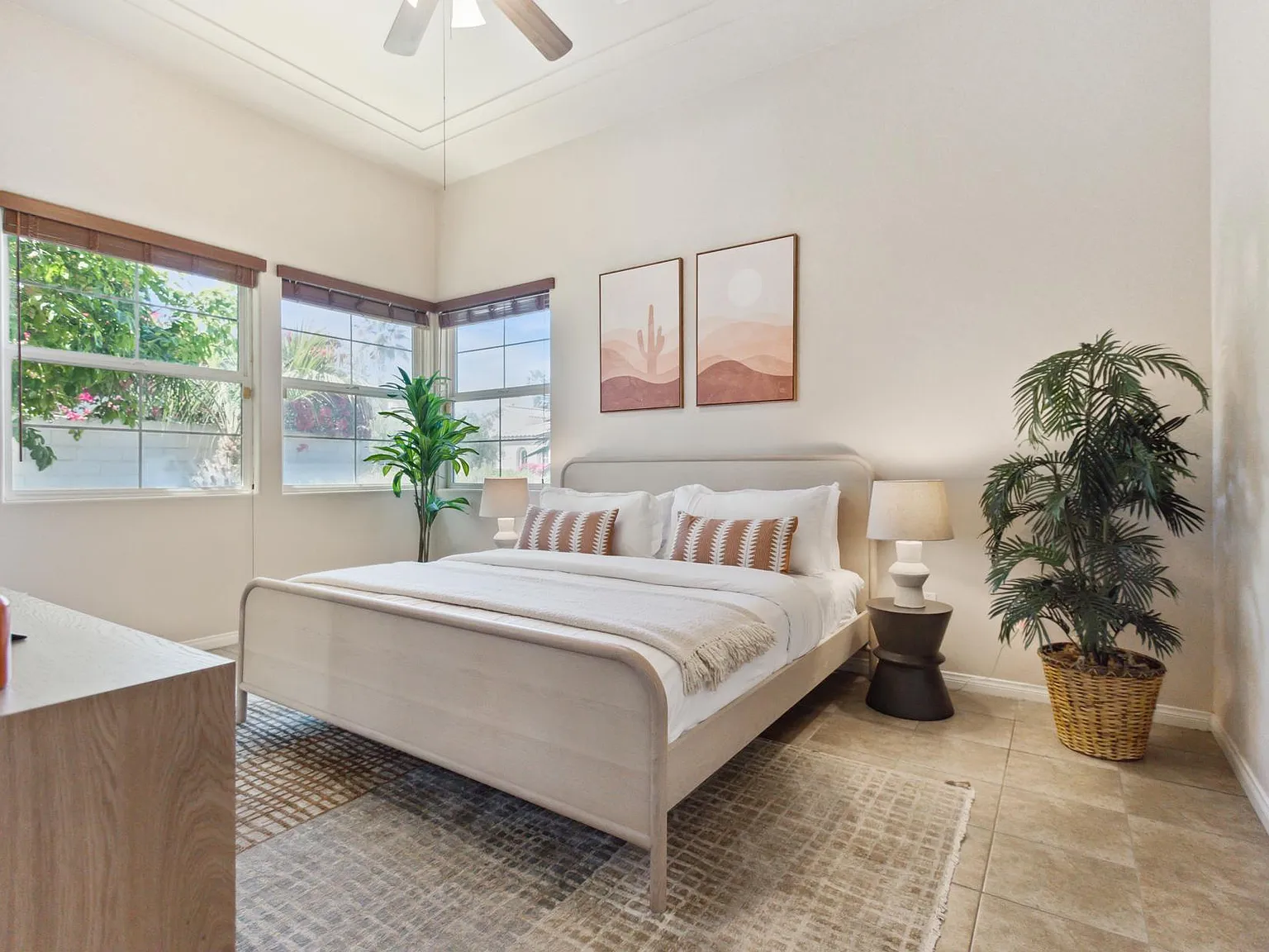 2 bed, 1371 sqft, $2,750 — Photo 4