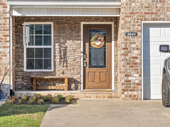 2047 Downstream Dr, Ashland City, TN 37015