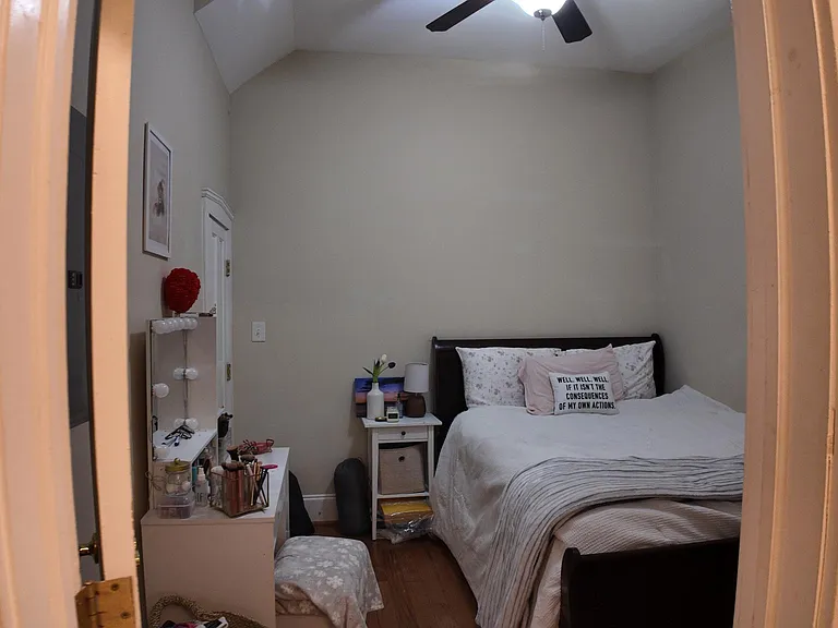 Second bedroom
