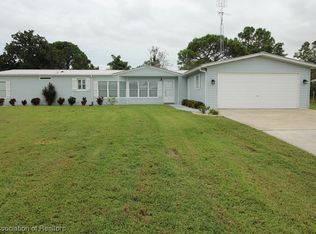 400 Hickory Ridge Dr, Sebring, FL 33876