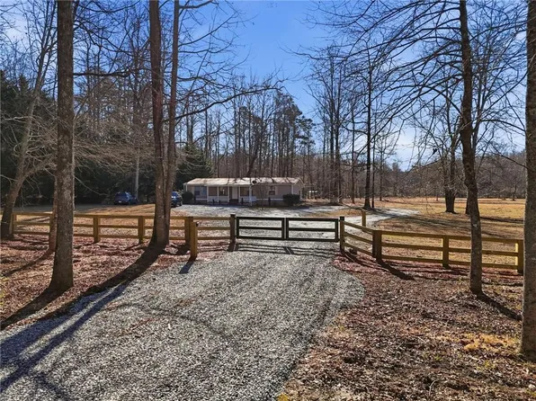 209 Horton Rd, Dahlonega, GA 30533