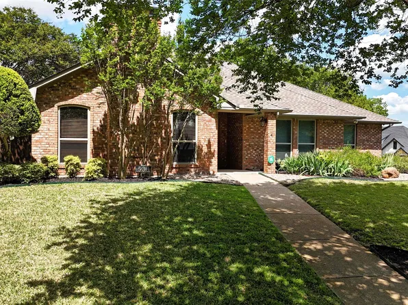 533 Hidden Brooke Dr, Desoto, TX 75115