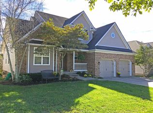 816 Forest Lake Dr, Lexington, KY 40515