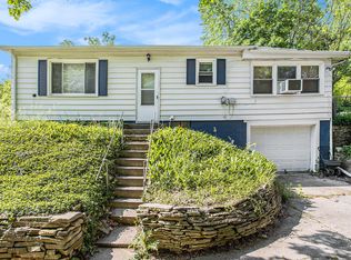 2222 March St, Kalamazoo, MI 49001