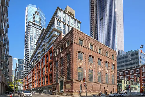 21 Nelson St #605 Photo 1