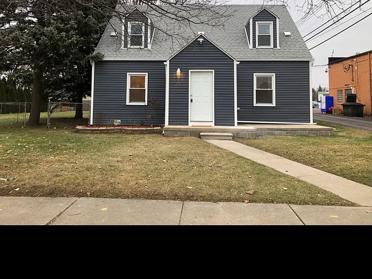 11610 Cardwell St — Photo 5