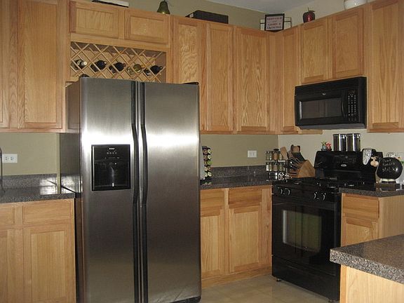 4th image of 5122 Freeport Dr