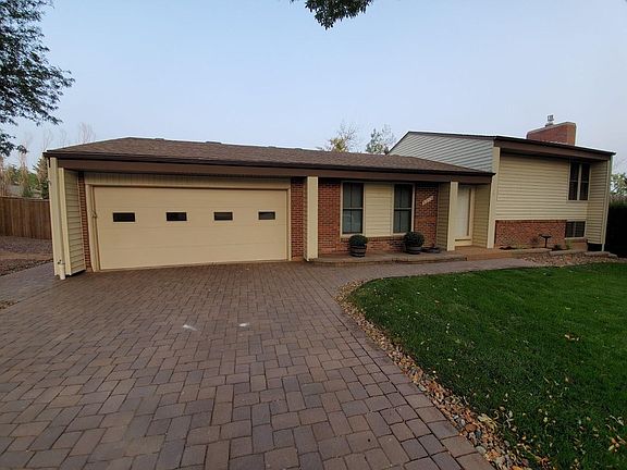 Paver drive and hardscaping.