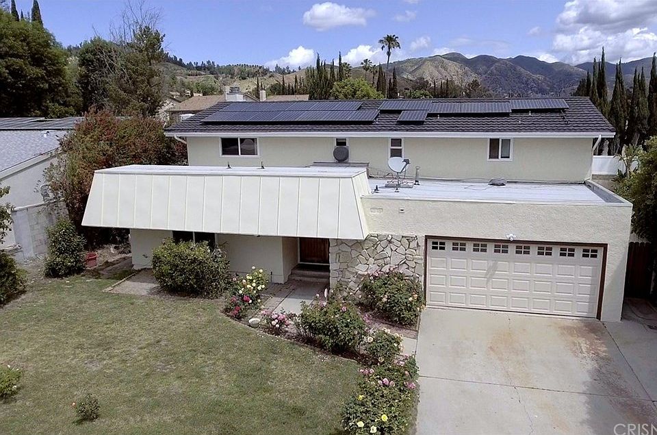 1st image of 13168 Whistler Ave