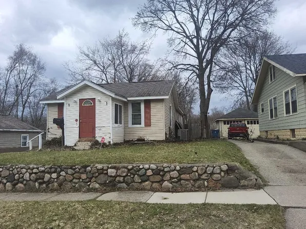 428 Fairfax Ave, Kalamazoo, MI 49001