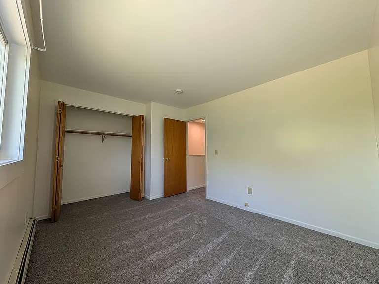 9 Executive Dr #17 — Photo 30