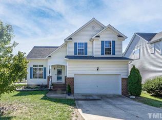 8701 Blakehurst Dr, Raleigh, NC 27617