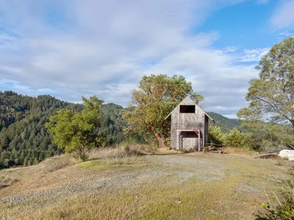 17711 McGill Rd, Saratoga, CA 95070