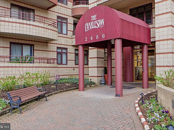 3rd image of 2400 Clarendon Blvd APT 711