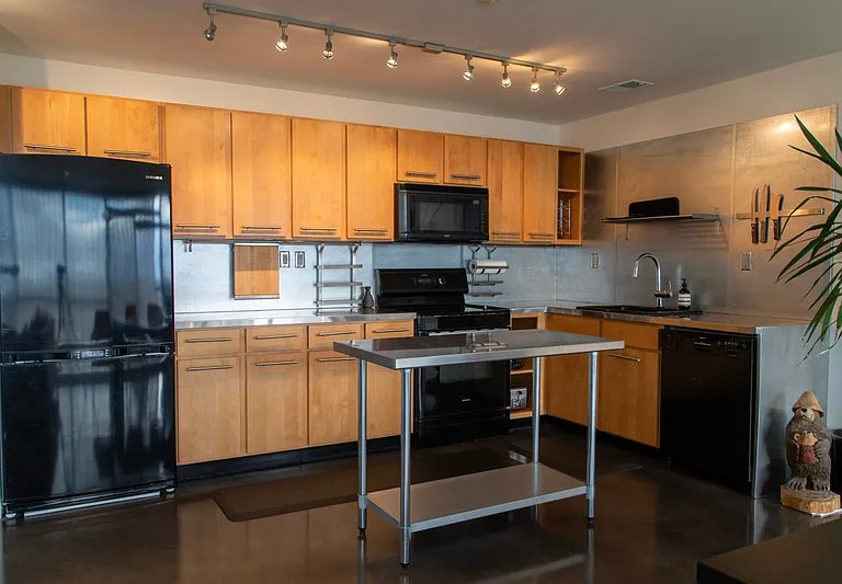560 E South Temple #603 — Photo 5