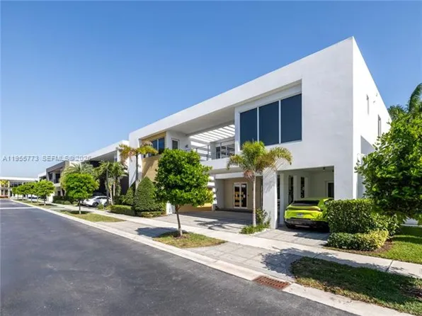 7451 NW 103rd Ct #7451, Miami, FL 33178