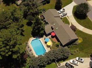 1516 Bay Point Dr, Virginia Beach, VA 23454