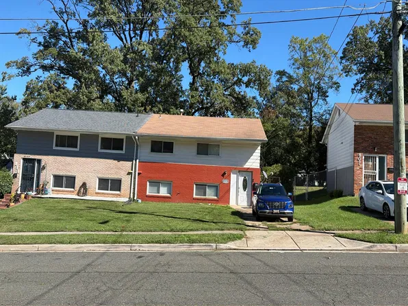 809 Booker Pl, Capitol Heights, MD 20743