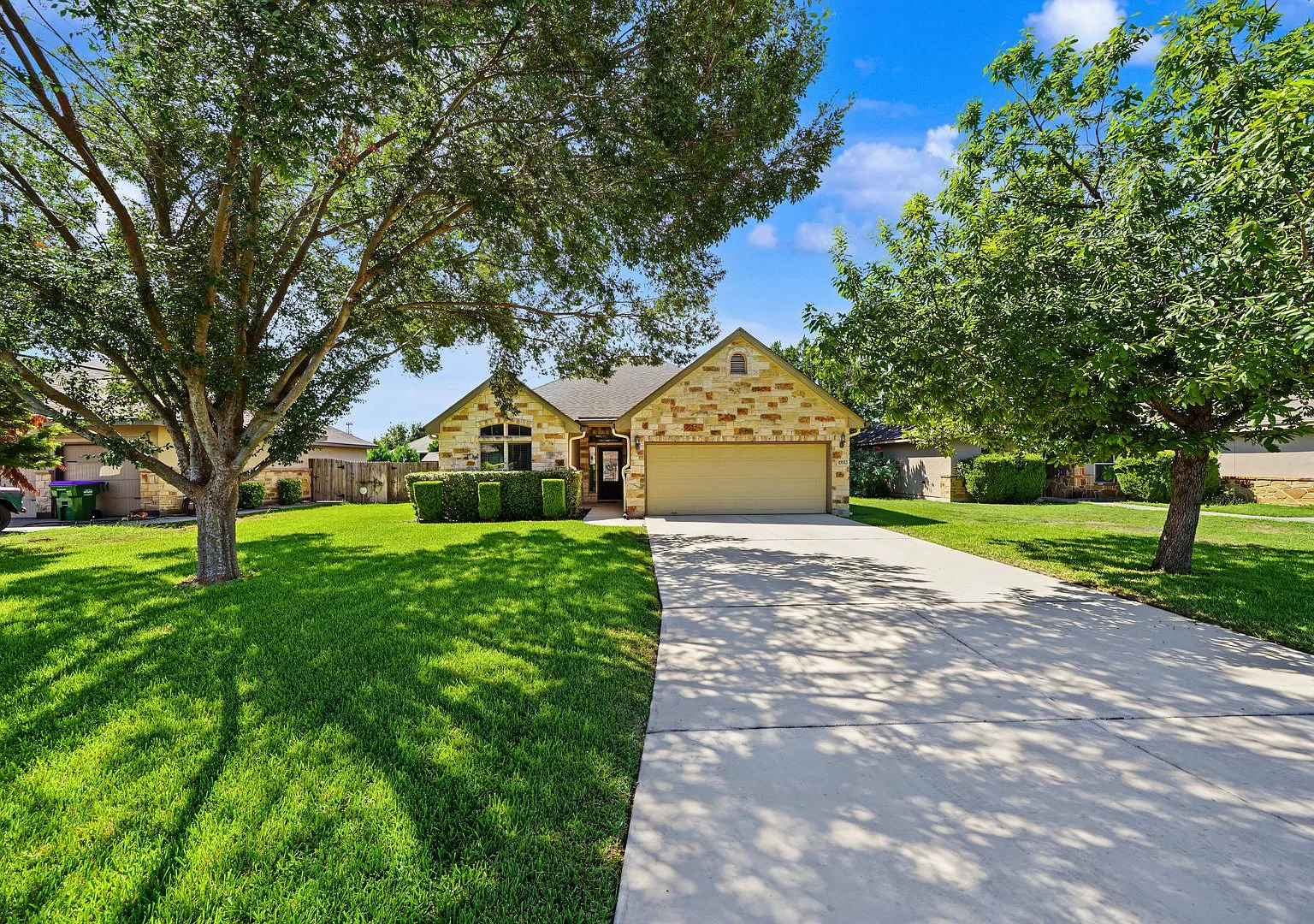 Beautiful 3-Bedroom Home in Selma, TX - Realtor Commission: $500 — Photo 2