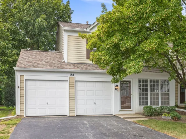 182 Half Moon Cir, Aurora, IL 60504