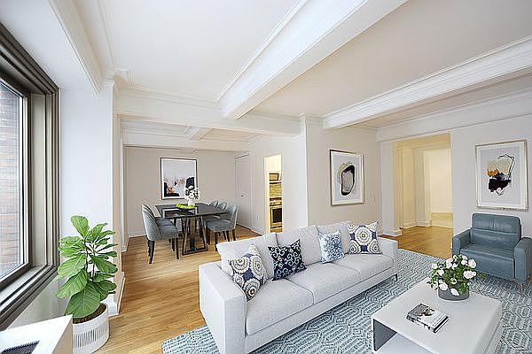 1st image of 101 W 55th St #405