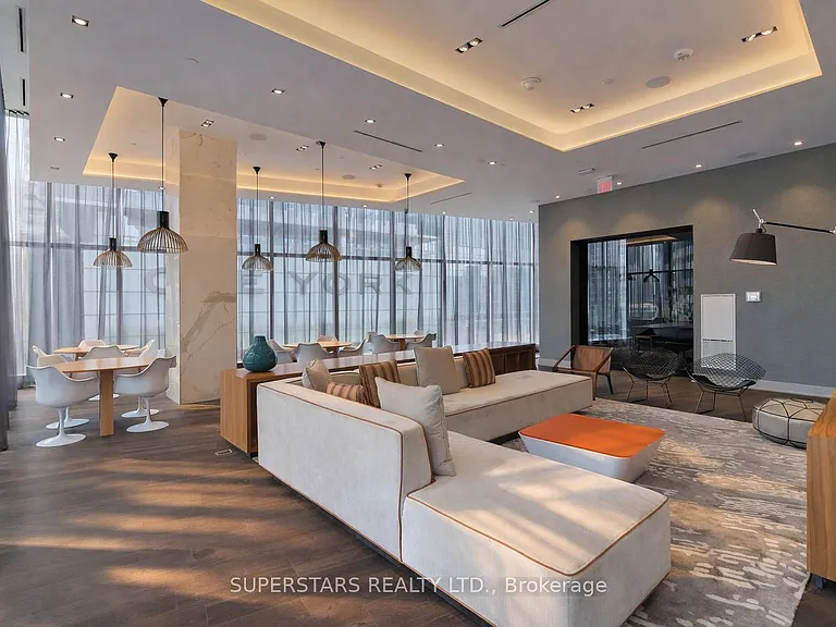 10 York St #4208 — Photo 26
