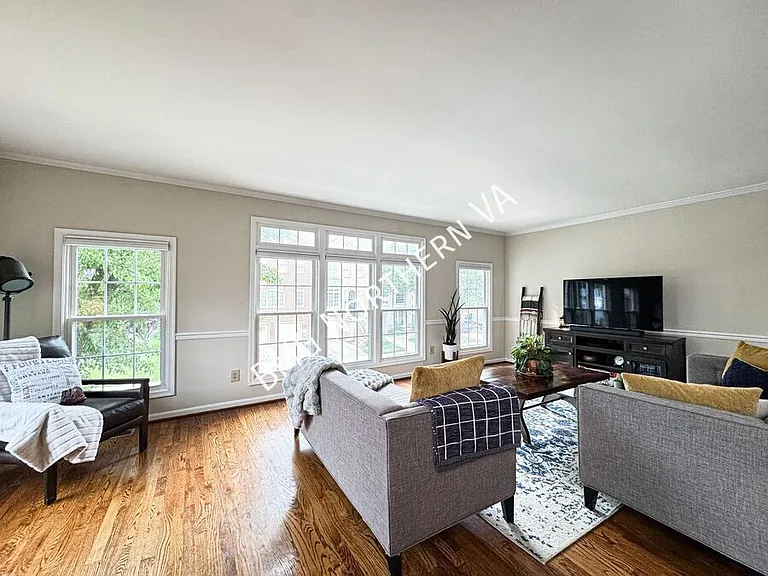 6600 Dunwich Way — Photo 6