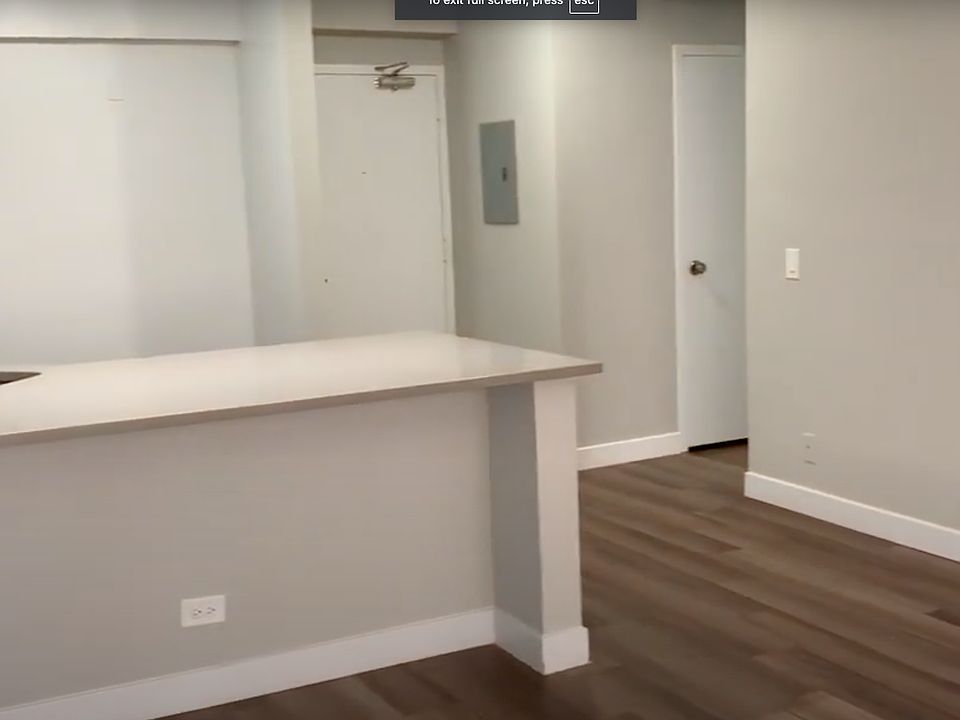 1st image of 1300 N Lakeshore Dr #1309