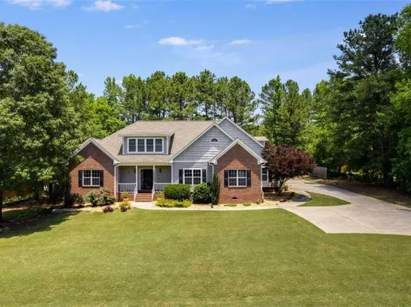 510 Mill Run Dr, Bremen, GA 30110