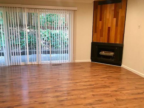 3rd image of 10310 Degas Ct #A