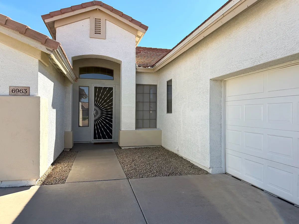 Building Photo - 6963 W Briles Rd