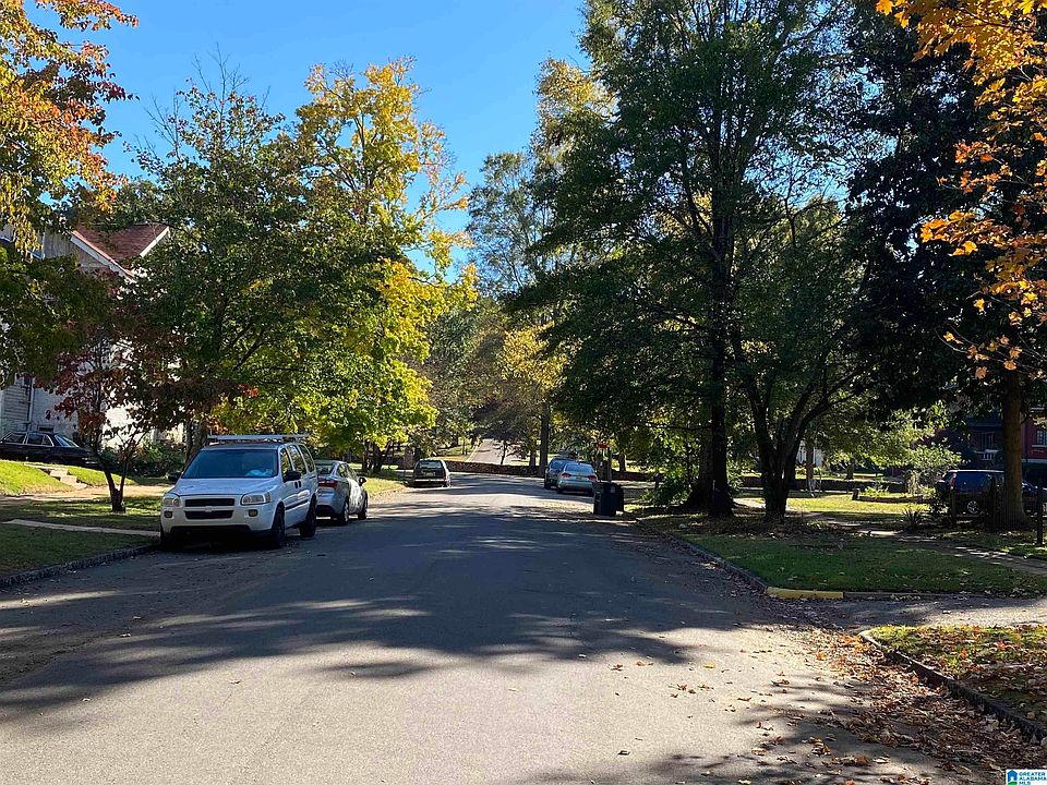 2nd image of 1424 10th Pl S #17