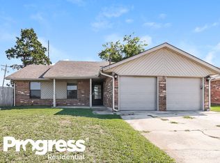 706 Silver Maple Ln, Noble, OK 73068