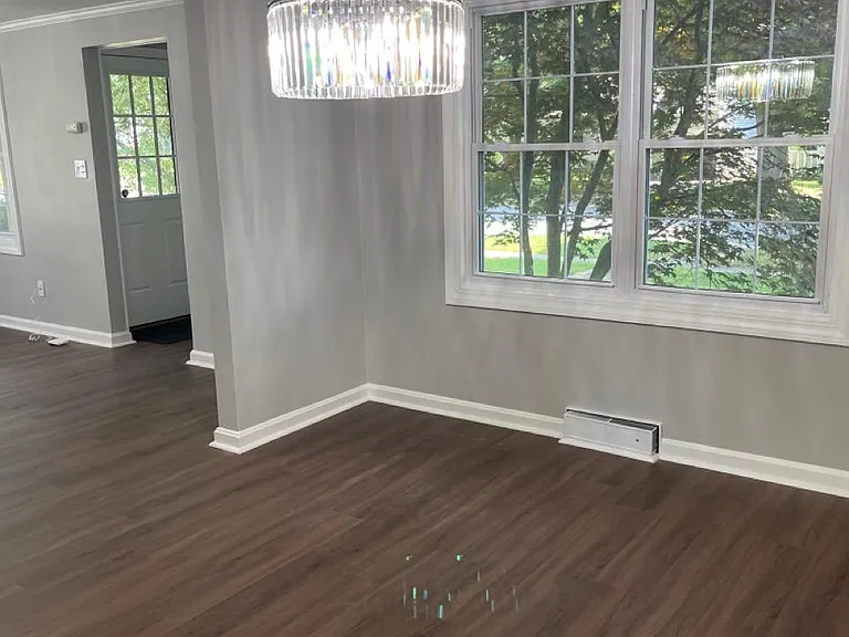 66 Woodridge Ave — Photo 3