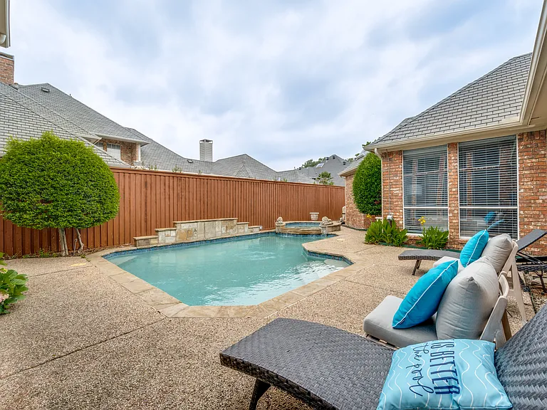 4605 Adrian Way — Photo 15