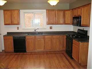 2nd image of 19321 Jeanette St