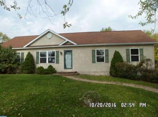 635 Buchert Rd, Gilbertsville, PA 19525