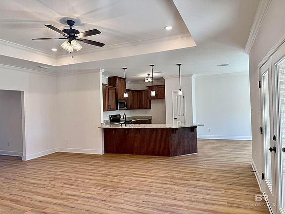 4th image of 1234 Pembroke Way