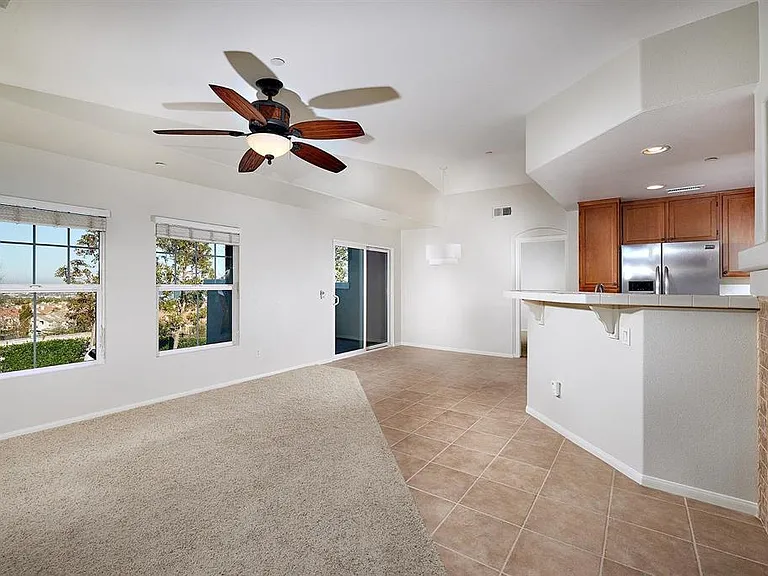 823 Ballow Way #823 — Photo 4
