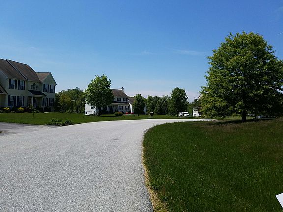 5th image of 113 Pennwood Dr