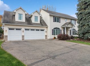 9904 172nd St W, Lakeville, MN 55044