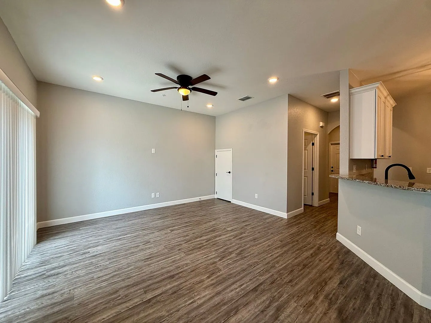 Stylish 2-Bedroom Townhome in Winter Haven | Modern Comfort, Prime Location & Move-In Ready! — Photo 4